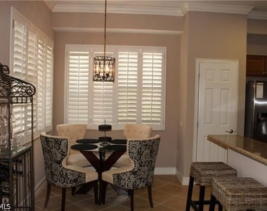 10474 Smokehouse Bay Drive - Photo Thumbnail 5
