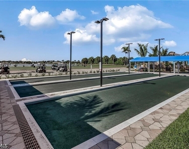 10474 Smokehouse Bay Drive - Photo Thumbnail 21