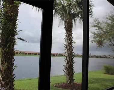 10474 Smokehouse Bay Drive - Photo Thumbnail 13