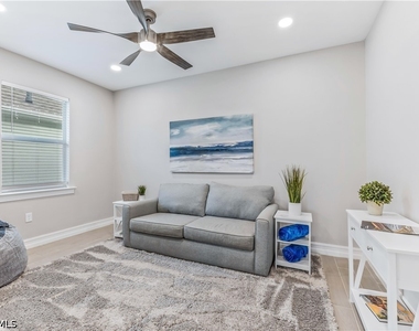 43645 Sparrow Drive - Photo Thumbnail 14