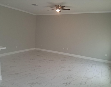 790 Fair Street - Photo Thumbnail 3