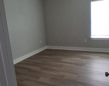 790 Fair Street - Photo Thumbnail 10