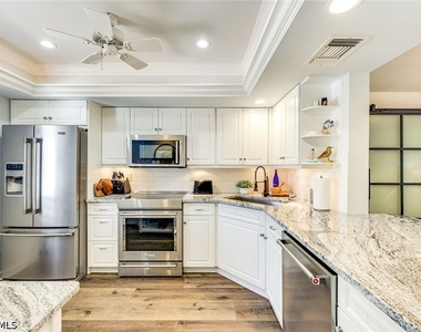 4300 Belair Lane - Photo Thumbnail 7