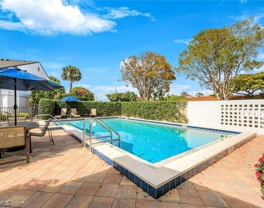 4300 Belair Lane - Photo Thumbnail 15