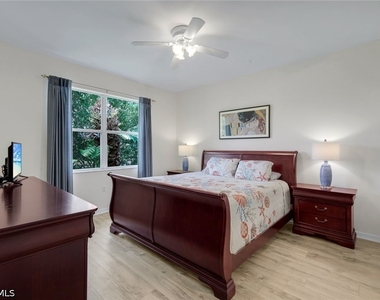 12080 Matera Lane - Photo Thumbnail 9