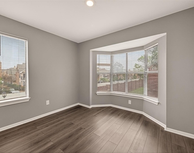 7447 Cambridge Street - Photo Thumbnail 10