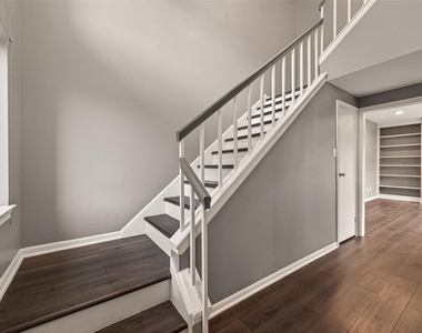 7447 Cambridge Street - Photo Thumbnail 4