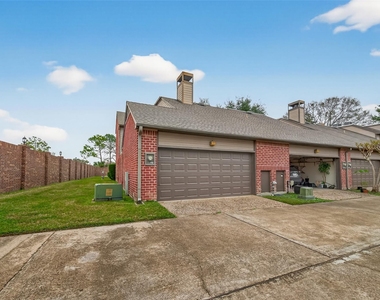 7447 Cambridge Street - Photo Thumbnail 38