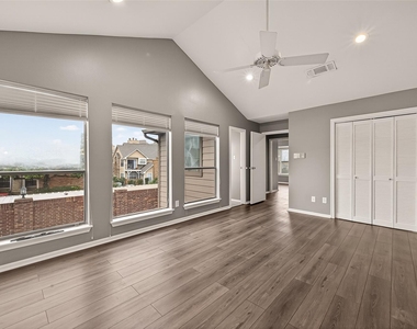7447 Cambridge Street - Photo Thumbnail 29