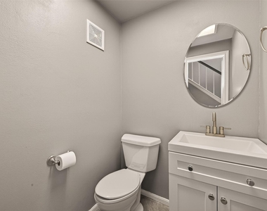 7447 Cambridge Street - Photo Thumbnail 24