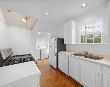 1510 Harold Street - Photo Thumbnail 8