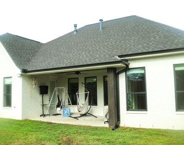 313 Mandavilla Way - Photo Thumbnail 35