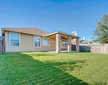 5518 Gibralter Place - Photo Thumbnail 13