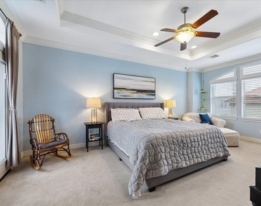 4212 Dickson Street - Photo Thumbnail 13