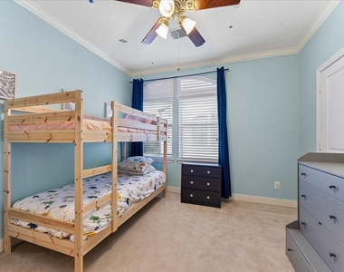 4212 Dickson Street - Photo Thumbnail 18