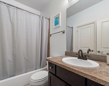 4212 Dickson Street - Photo Thumbnail 20