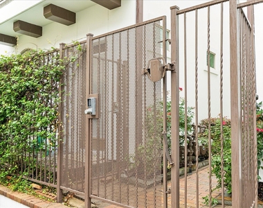 4212 Dickson Street - Photo Thumbnail 25