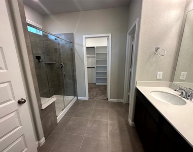 7072 Silverleaf Oak Street - Photo Thumbnail 7