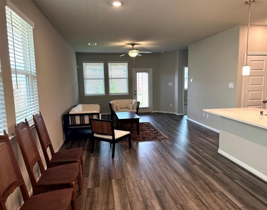 7072 Silverleaf Oak Street - Photo Thumbnail 1
