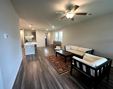 7072 Silverleaf Oak Street - Photo Thumbnail 5