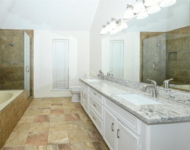 14819 Chetland Place Drive - Photo Thumbnail 11