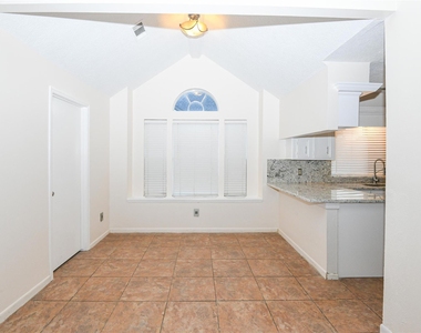 14819 Chetland Place Drive - Photo Thumbnail 4