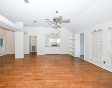 14819 Chetland Place Drive - Photo Thumbnail 2