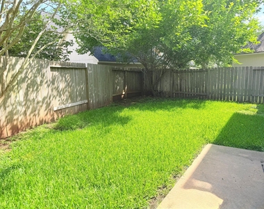 2806 Bent River Court - Photo Thumbnail 8