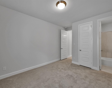 15715 Autumn Sun Court - Photo Thumbnail 19