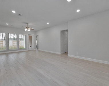 15715 Autumn Sun Court - Photo Thumbnail 8