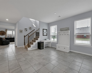 1127 Littleton Court - Photo Thumbnail 4