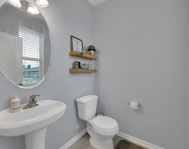1127 Littleton Court - Photo Thumbnail 18