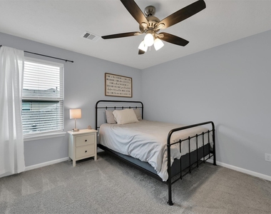 1127 Littleton Court - Photo Thumbnail 28