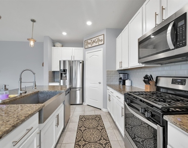 1127 Littleton Court - Photo Thumbnail 16
