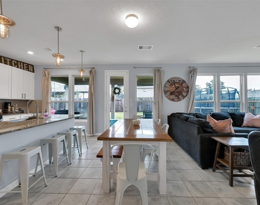 1127 Littleton Court - Photo Thumbnail 13