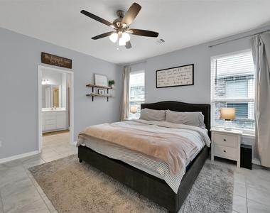 1127 Littleton Court - Photo Thumbnail 20