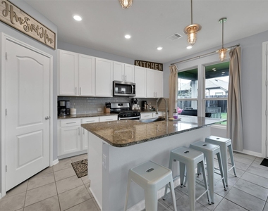 1127 Littleton Court - Photo Thumbnail 17