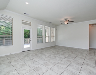 1011 Veer Drive - Photo Thumbnail 24