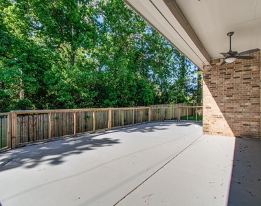 1011 Veer Drive - Photo Thumbnail 33