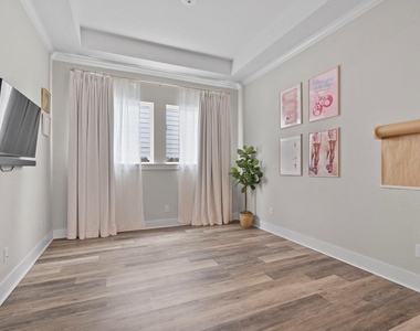 4818 Cold Stream Court - Photo Thumbnail 9