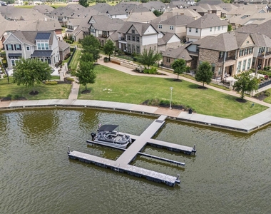 9679 Towne Lake Parkway - Photo Thumbnail 25