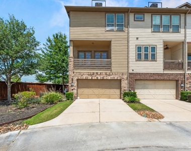 9679 Towne Lake Parkway - Photo Thumbnail 19