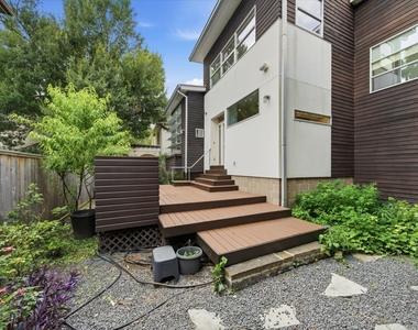 7002 Newcastle Street - Photo Thumbnail 42
