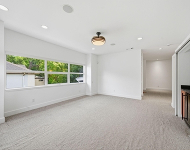 7002 Newcastle Street - Photo Thumbnail 25