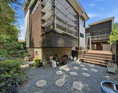 7002 Newcastle Street - Photo Thumbnail 46