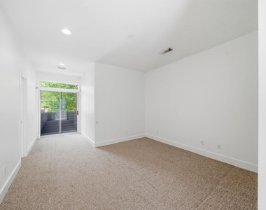 7002 Newcastle Street - Photo Thumbnail 19