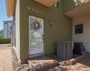 4331 Eigel Street - Photo Thumbnail 3
