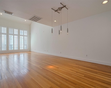 4331 Eigel Street - Photo Thumbnail 8