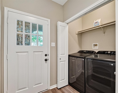 77 Woodlily Pl - Photo Thumbnail 2