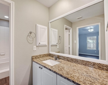 77 Woodlily Pl - Photo Thumbnail 17